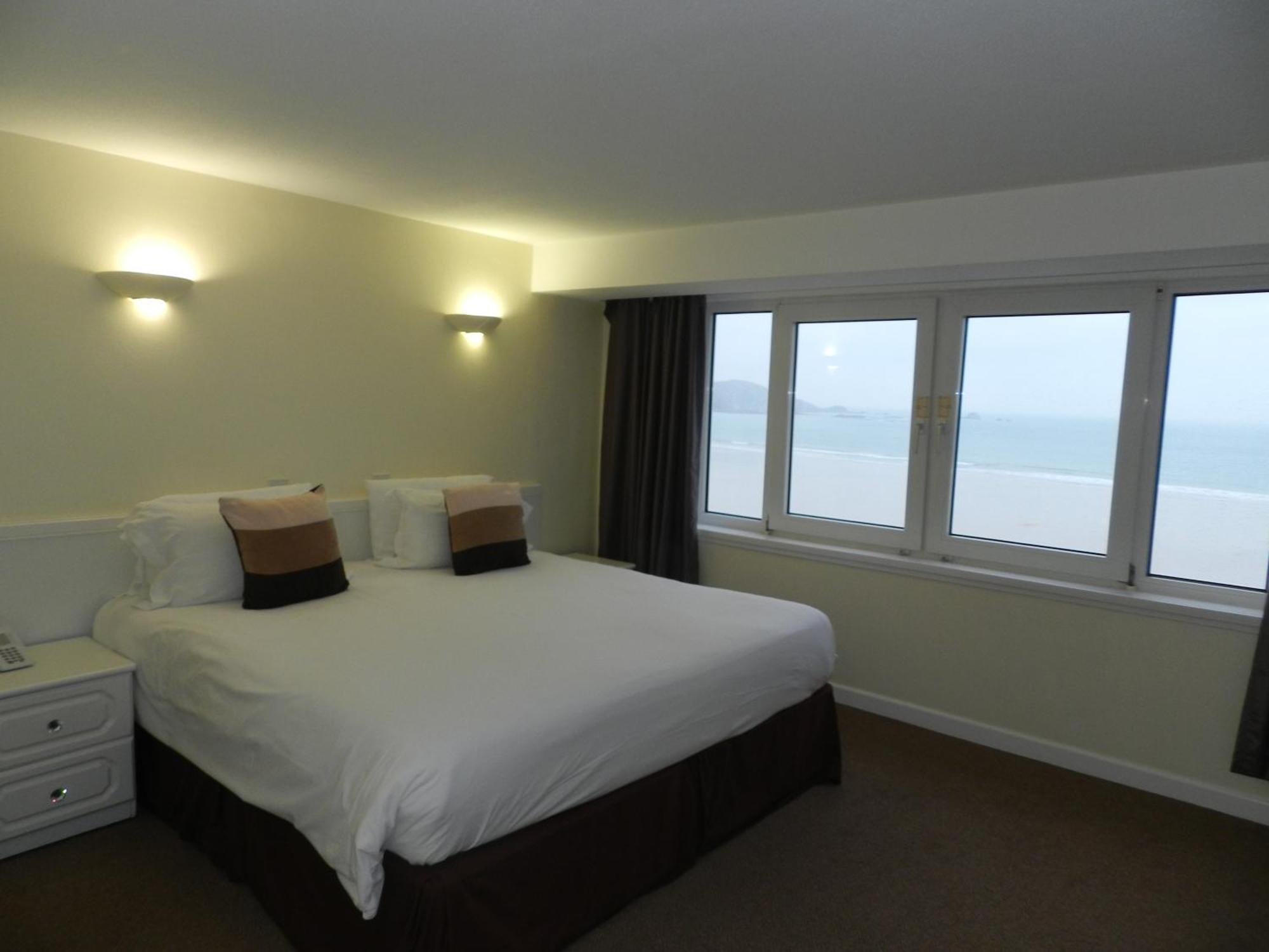 Beau Rivage Lägenhet Saint Brelade Exteriör bild